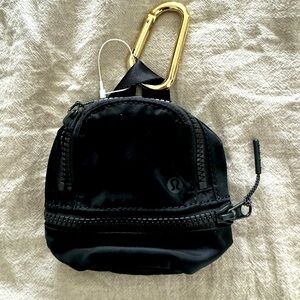 Lululemon🍋 City Adventurer “Nano” Backpack Black Velour Air Pod Keychain~NWT